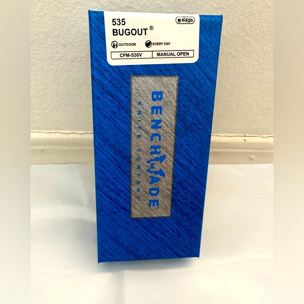 BenchMade 535 Bugout knife CPM- S30V